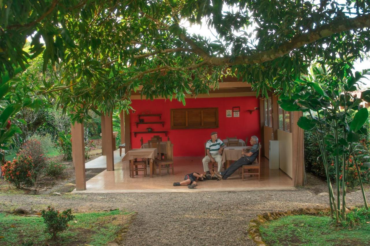 Slow Travel Lodge Upala Esterno foto
