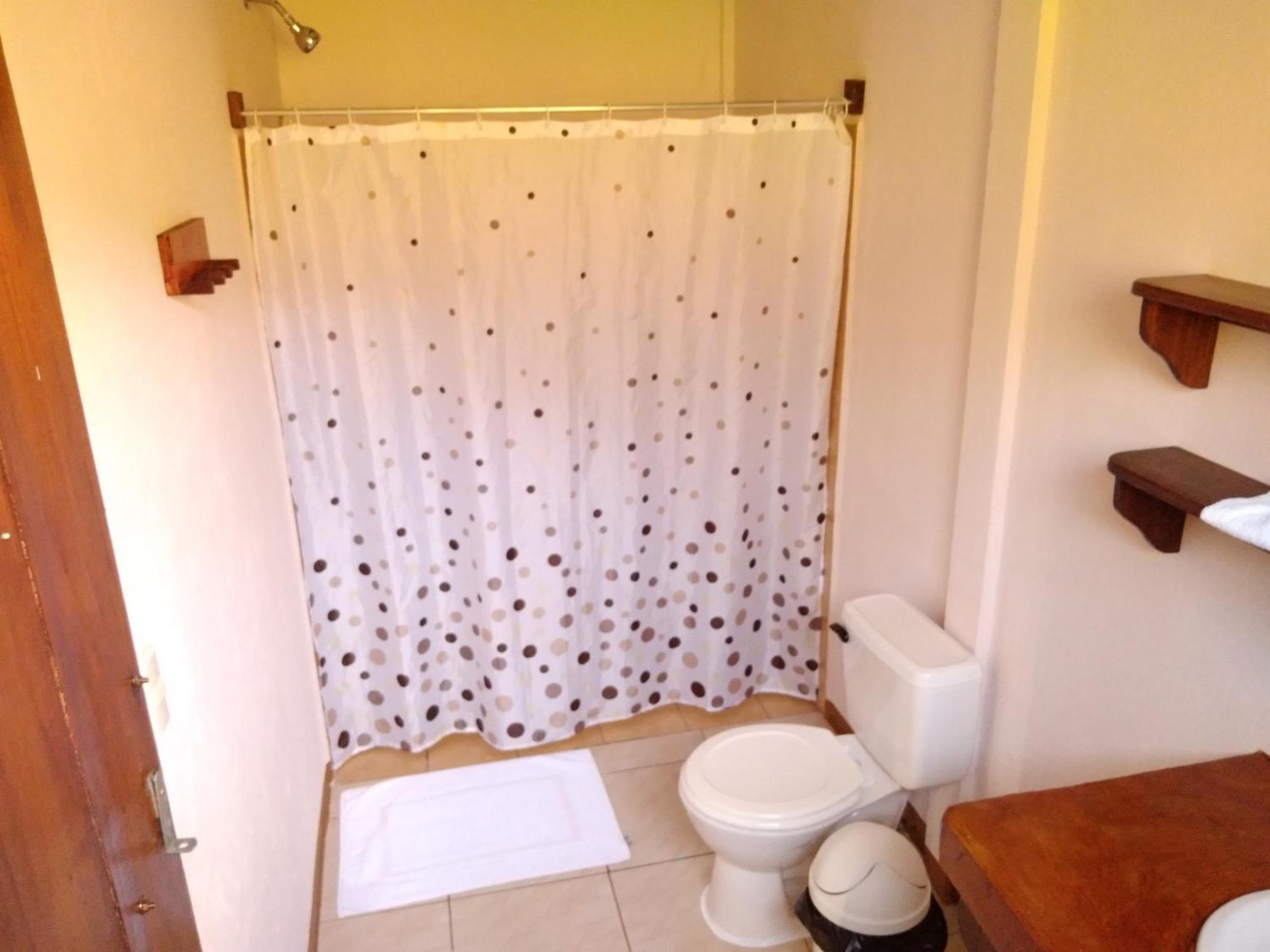 Slow Travel Lodge Upala Esterno foto